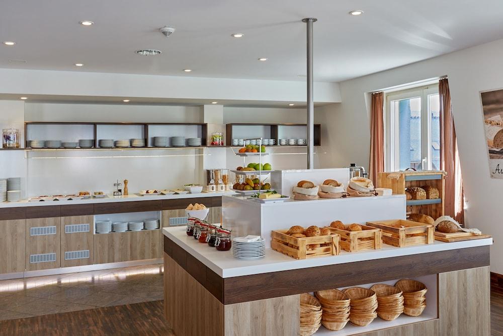 H+ Hotel Λειψία Εξωτερικό φωτογραφία
